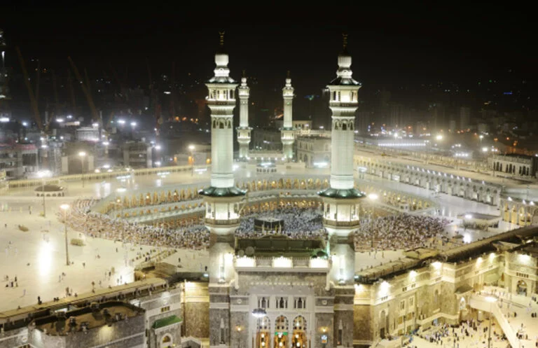 7 Nights 5 Star Luxury Family Umrah Package